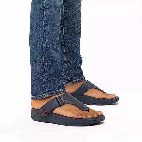 FitFlop TRAKK II Læder Sandaler Med Tåstolpe Mørkeblå | 50038392